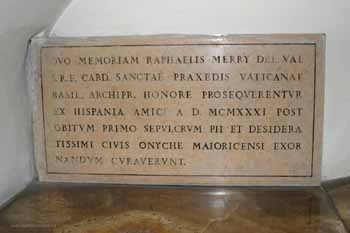 Words describing the Commission of the Tomb of Cardinal del Val