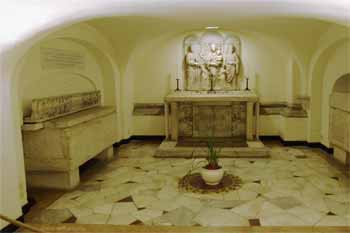Tomb of Pius VI on the Left in the Chapel of the Madonna between Sts Peter and Paul