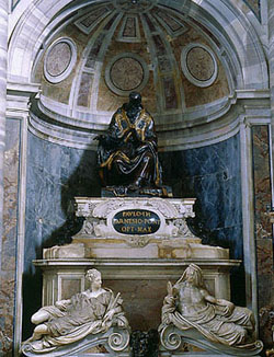 Monument to Paul