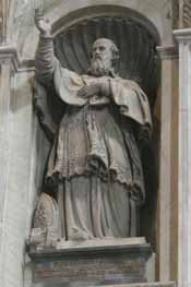 St Francis de Sales statue by Adamo Tadolini, 1845